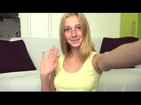 ❤️ Kai man nuobodu, tingiai masturbuoju savo rožinę putytę Gražus porno prie mūsų ﹏